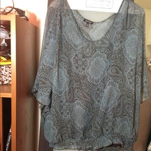 Apt 9 Cute teal and brown paisley top